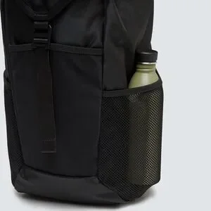 Oakley | Bags | Copy Nwt Oakley Black Clean Days Backpack  display picture 2